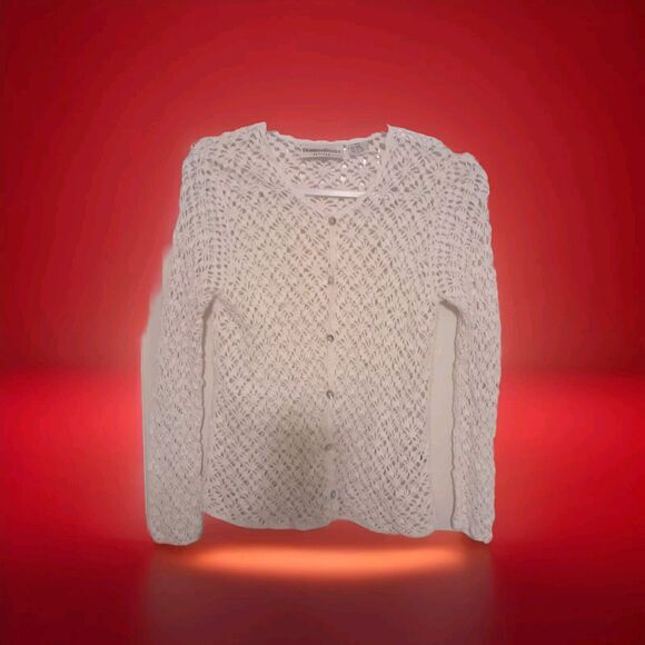 Draper's And Damon's Vint.  Women’s White Crochete Button Sweater. Size Pxs. B47 - Picture 2 of 6